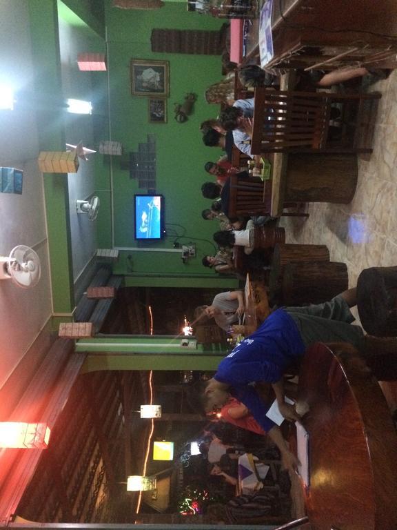 Phonemany Guesthouse Muang Pakbèng Exteriör bild