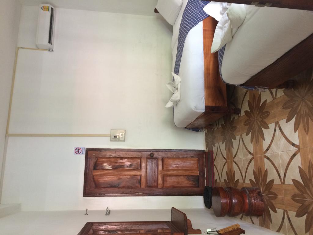 Phonemany Guesthouse Muang Pakbèng Exteriör bild