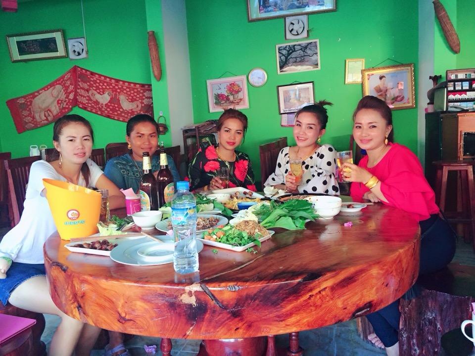 Phonemany Guesthouse Muang Pakbèng Exteriör bild
