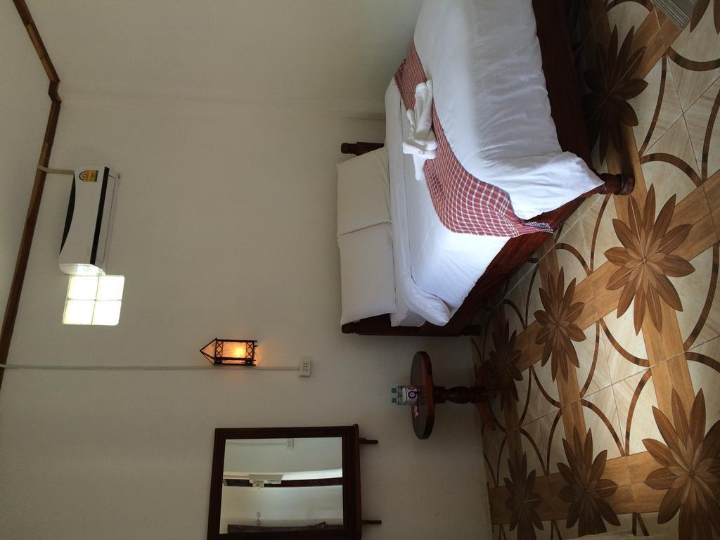 Phonemany Guesthouse Muang Pakbèng Exteriör bild