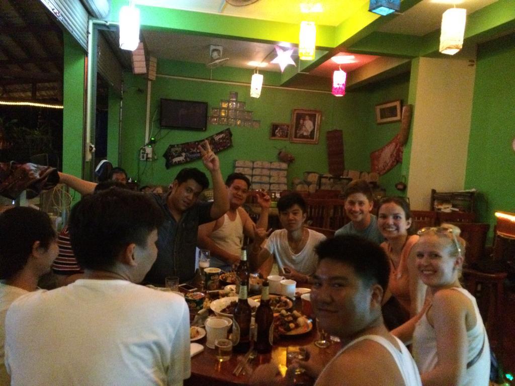 Phonemany Guesthouse Muang Pakbèng Exteriör bild