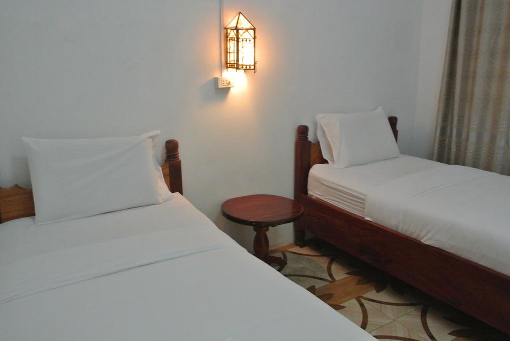Phonemany Guesthouse Muang Pakbèng Exteriör bild